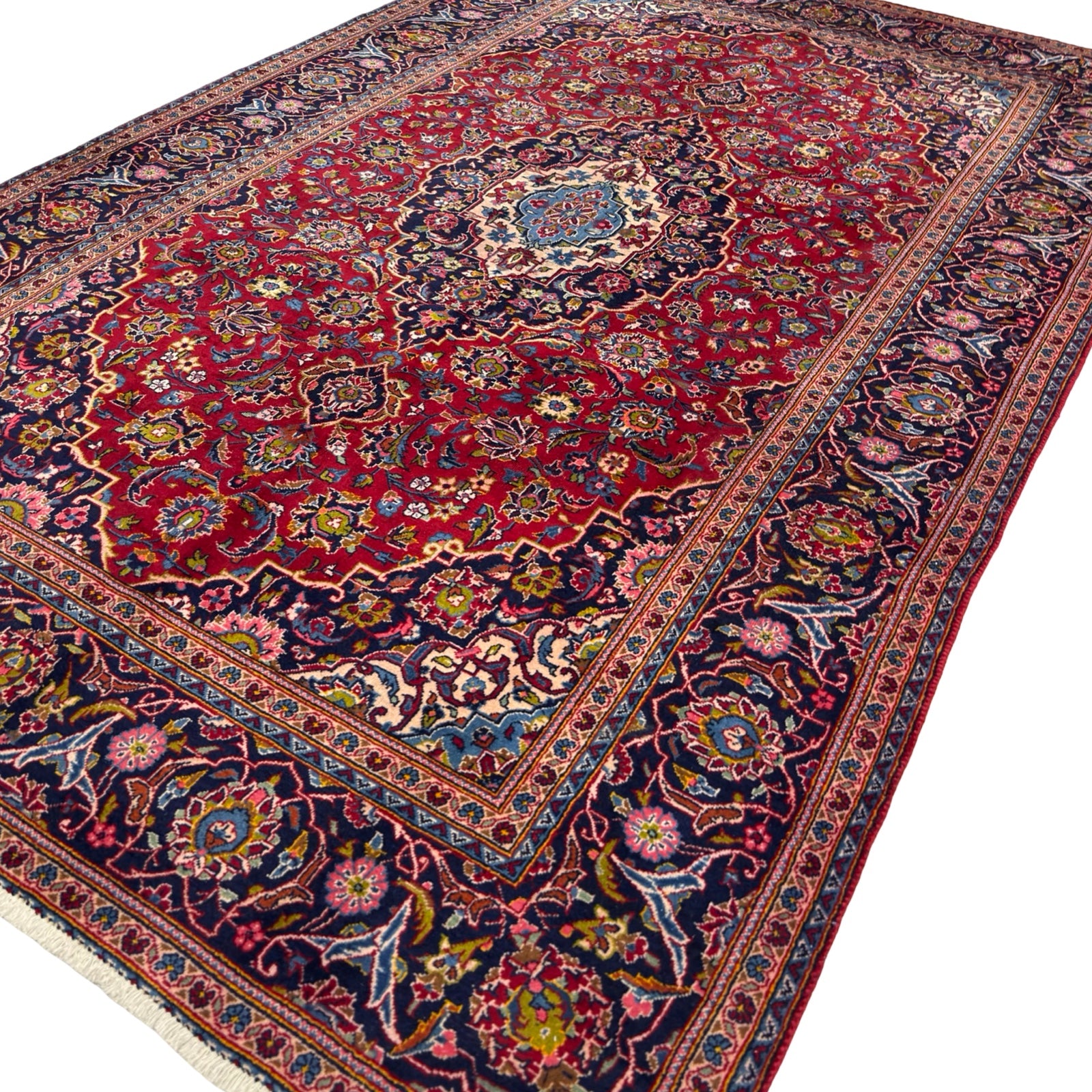 303 x 190 cm Hand-Knotted Persian Kashan Floral Medallion Rug
