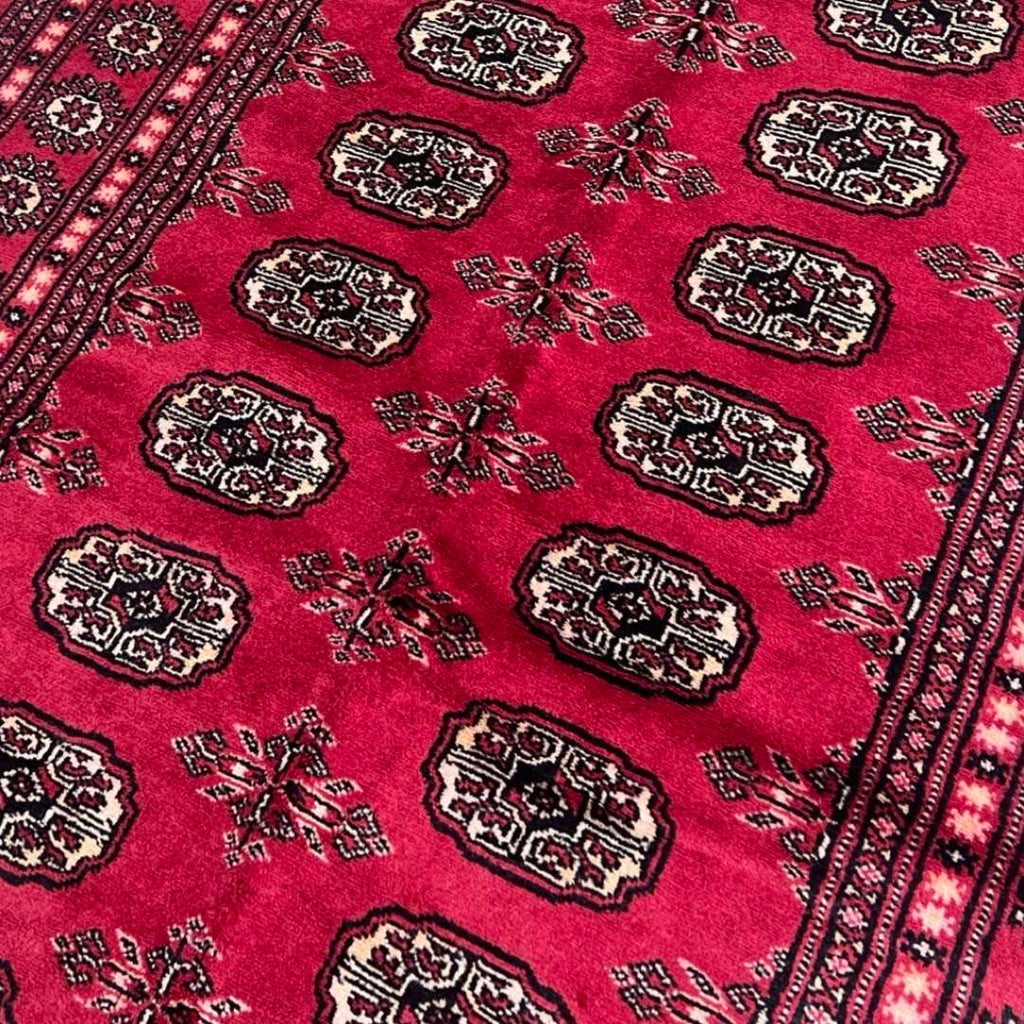 204 x 124 cm Hand Knotted Bokhara Wool Rug