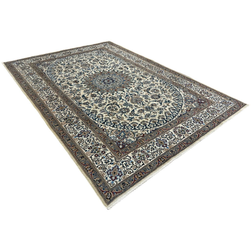 345 x 241 cm Hand Knotted Persian Nain 9la – Silk And Wool Rug