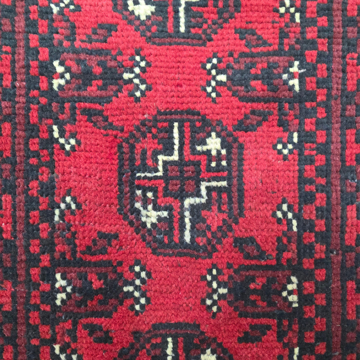 140 x 53 cm Hand-Knotted Red Bokhara Afghan Akche