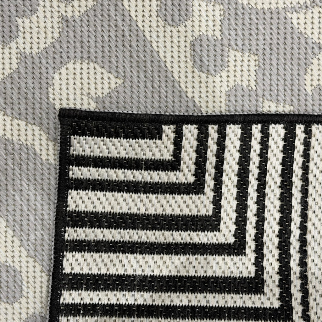 310 x 240 cm Nicole Miller Sharon Reversible Outdoor Rug