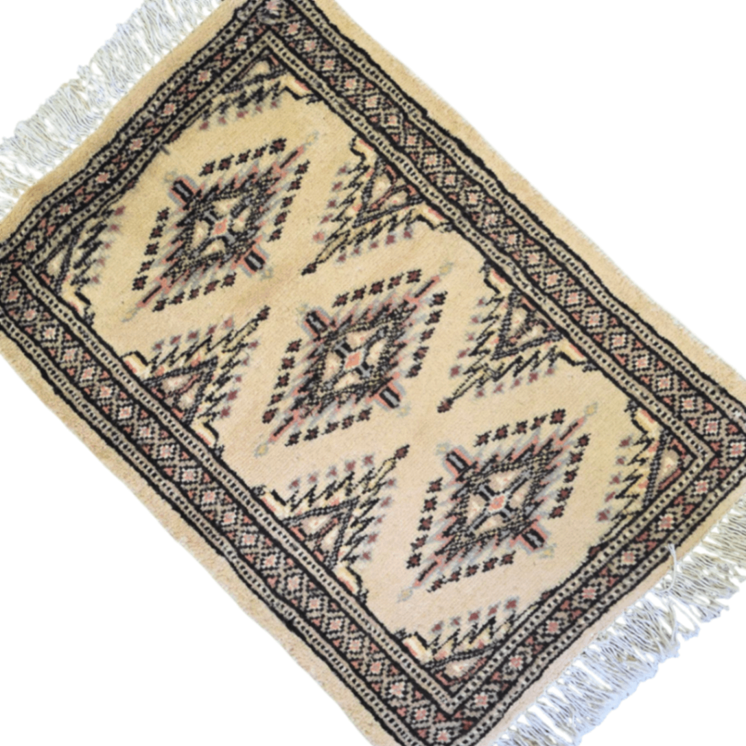 65 x 45 cm Hand Knotted Bokhara – Eggshell White Rug
