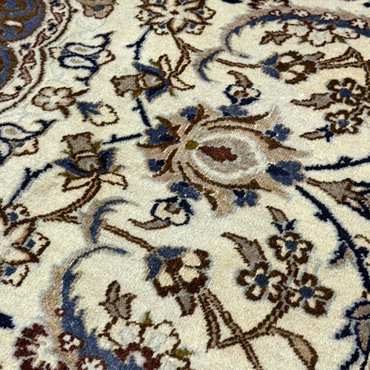350 x 245 cm Vintage Hand-Knotted Persian Nain 9La Rug – Wool Rug