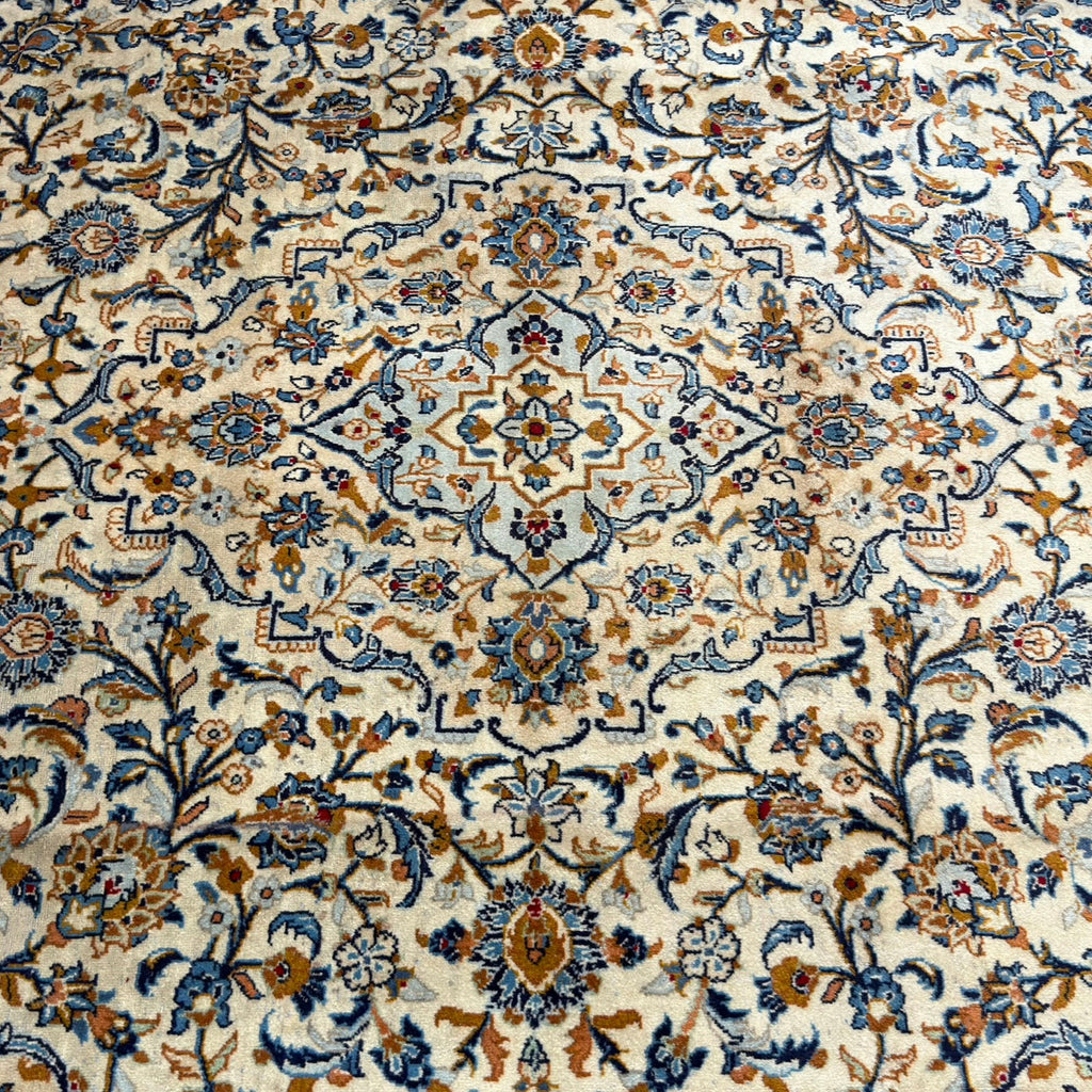 350 x 245 cm Hand Knotted Persian Kashan – Cream Wool Rug