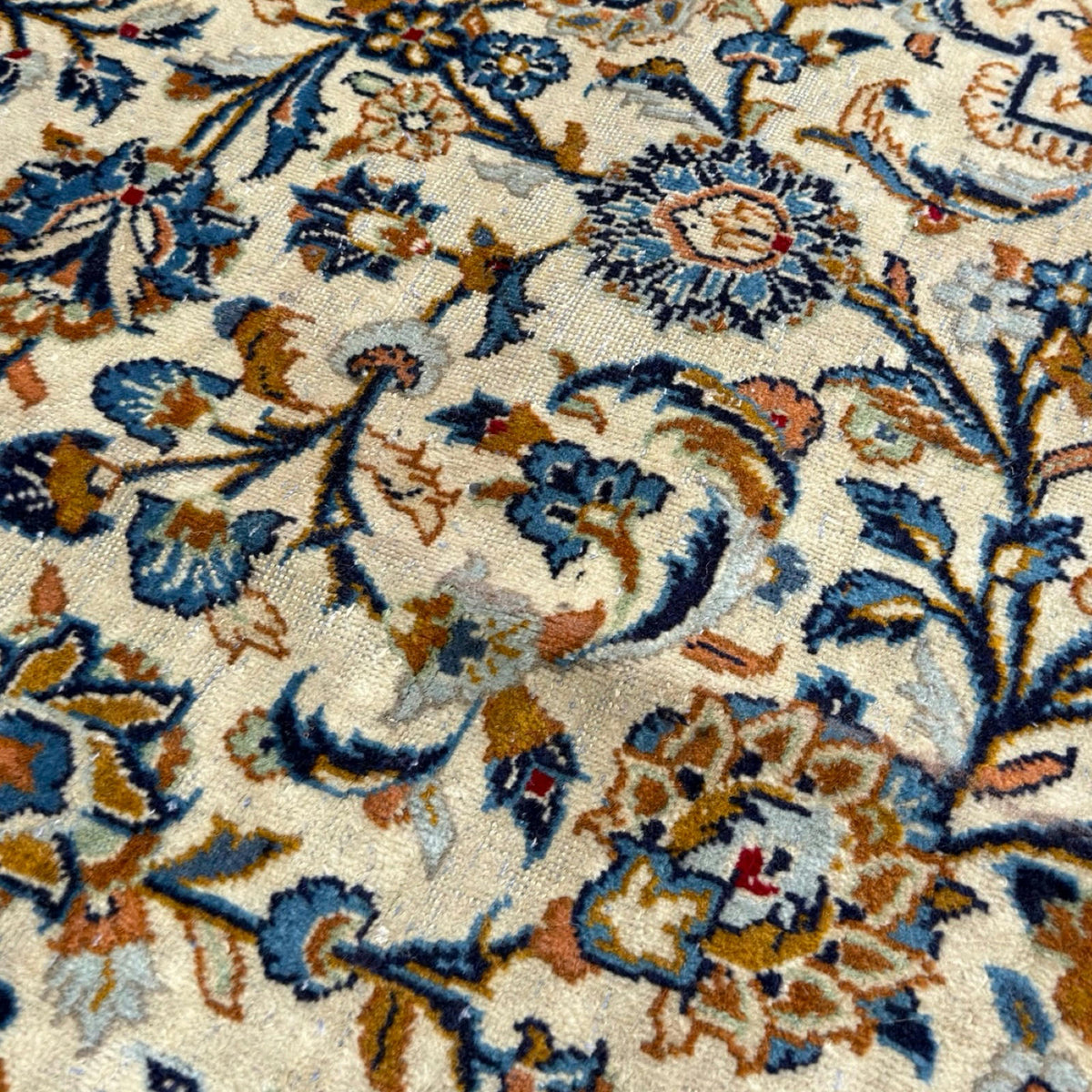 350 x 245 cm Hand Knotted Persian Kashan – Cream Wool Rug