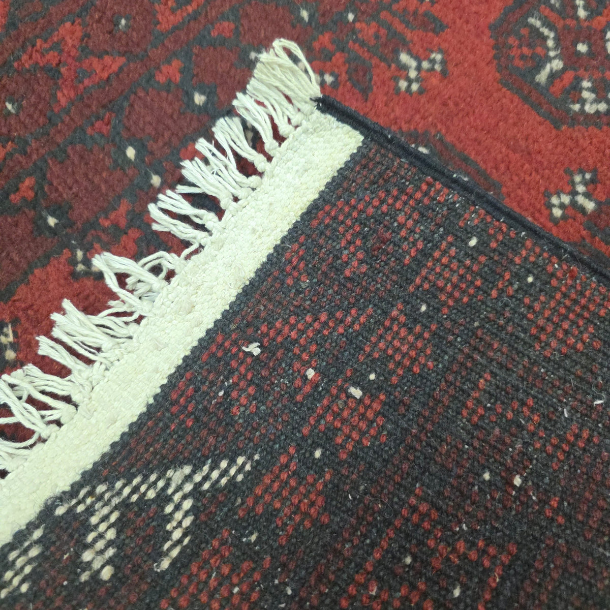 119 x 75 cm Hand-Woven Red Afghan Akche
