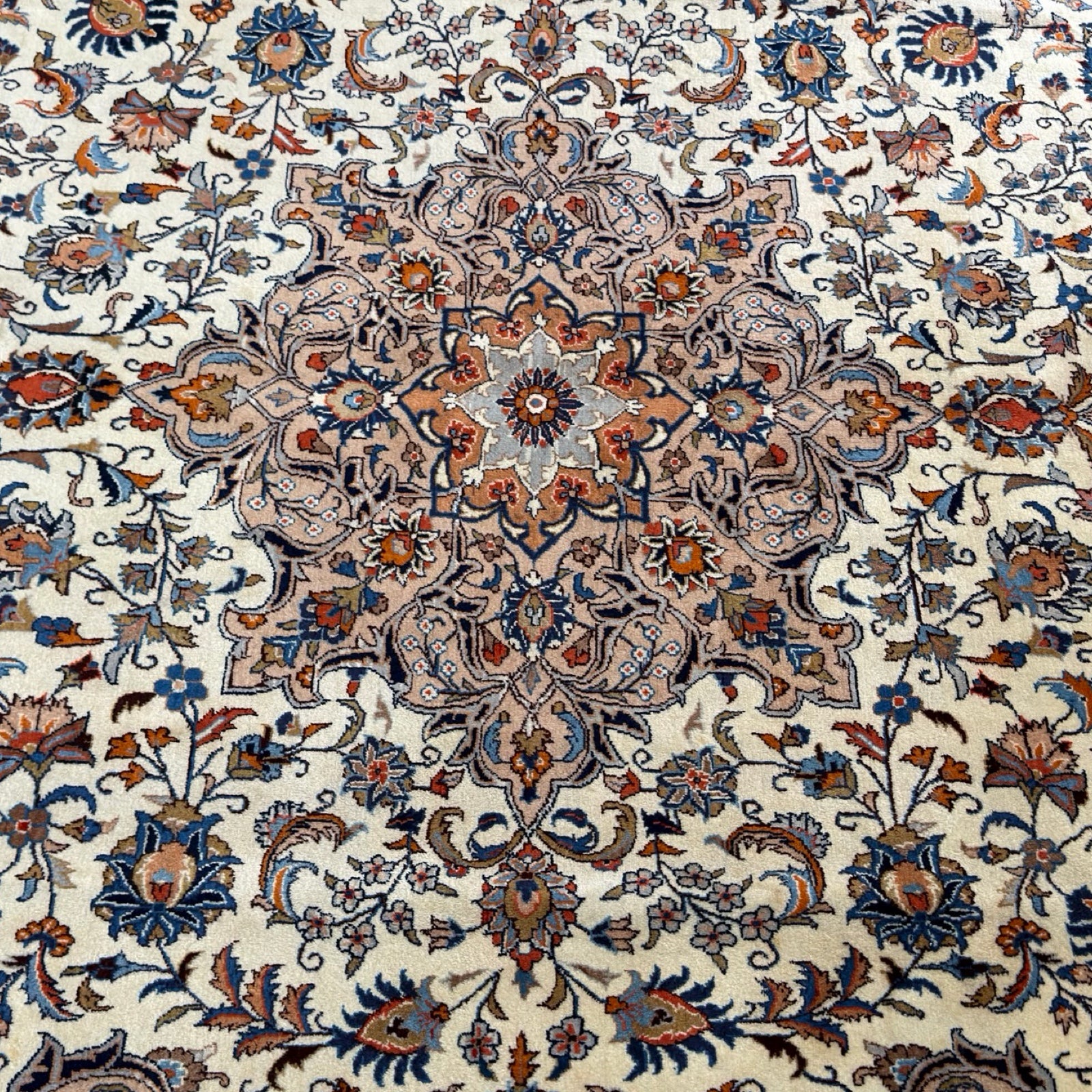347 x 255 cm Hand-Knotted Persian Kashamar Rug