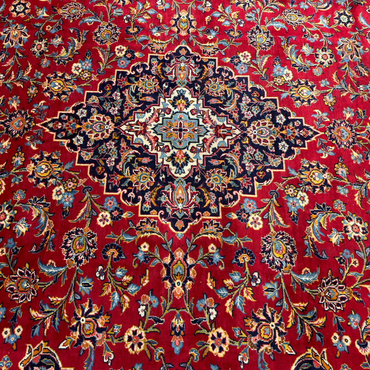 394 x 295 cm Hand Knotted Red Persian Kashan – Wool Rug