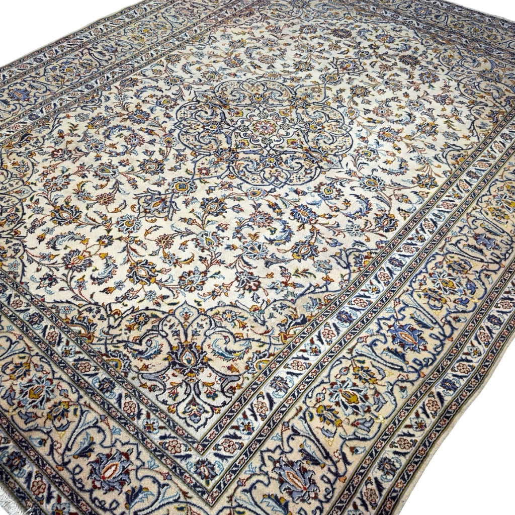 355 x 266 cm Persian Kashan Hand-Knotted Cream Wool Rug