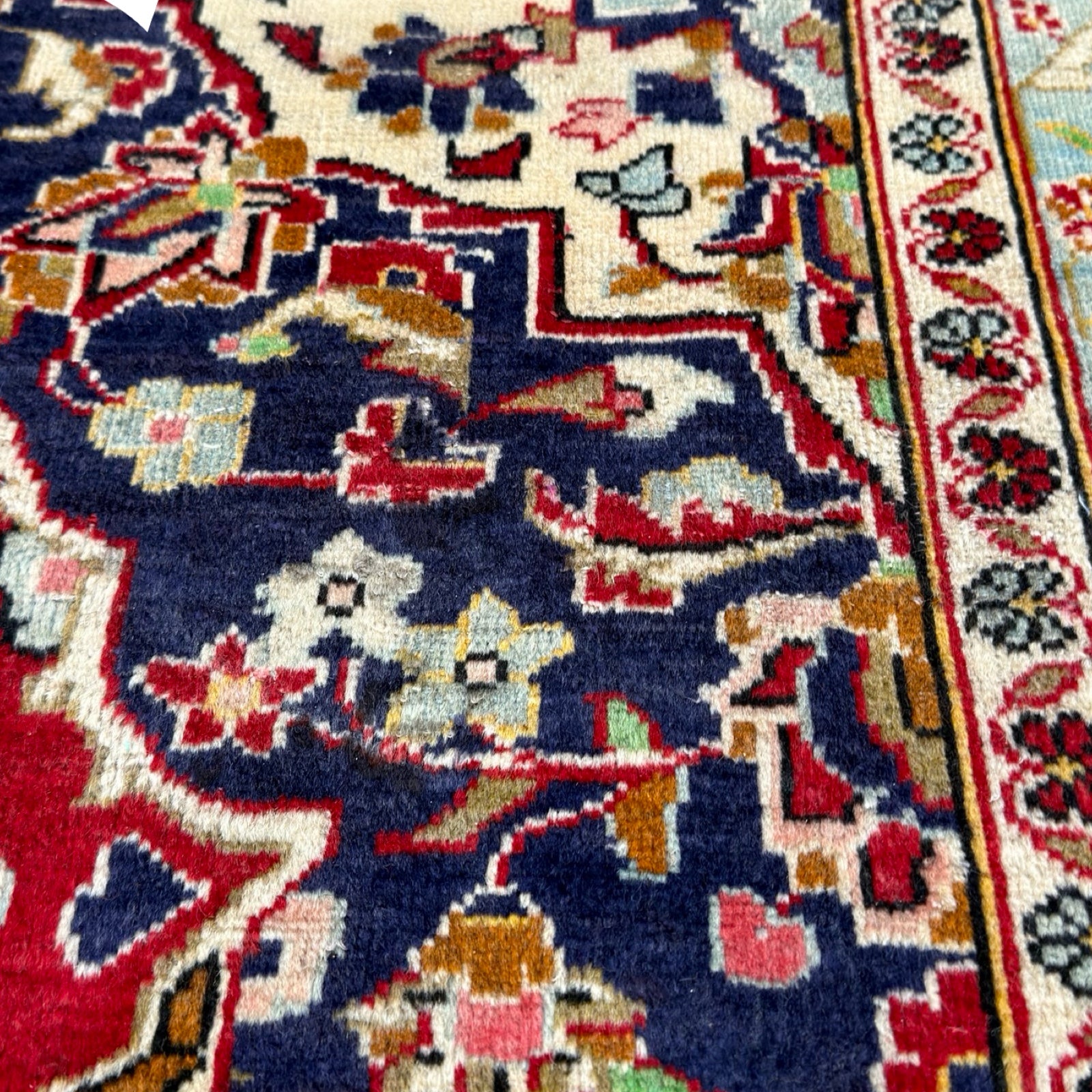 350 x 250 cm Hand-Knotted Persian Kashan Rug