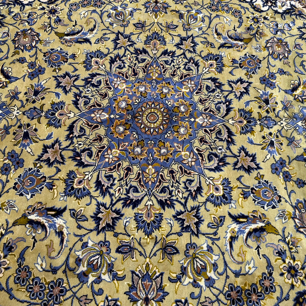 390 x 288 cm Hand-Knotted Persian Najafabad Rug
