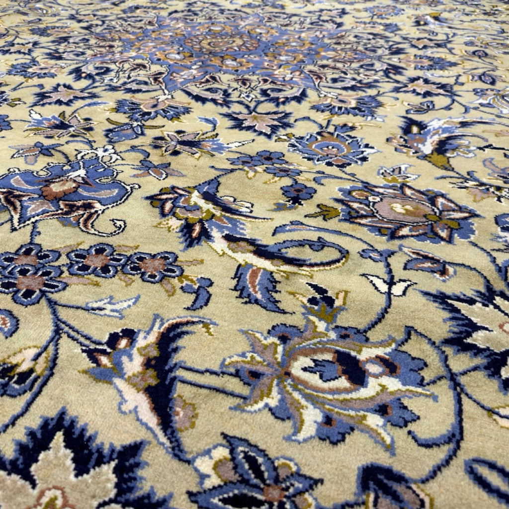 390 x 288 cm Hand-Knotted Persian Najafabad Rug