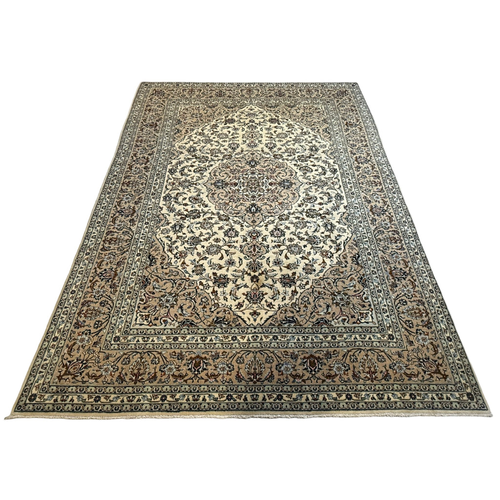 341 x 252 cm Hand Knotted Persian Kashan Cream Wool Rug