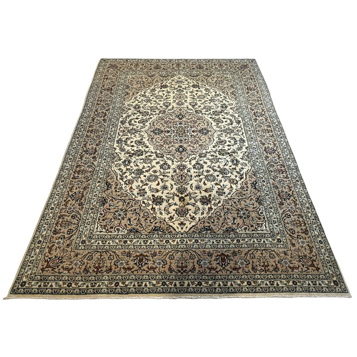 341 x 252 cm Hand Knotted Persian Kashan Cream Wool Rug