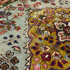 146 x 96 cm Vintage Persian Tabriz Wool Rug