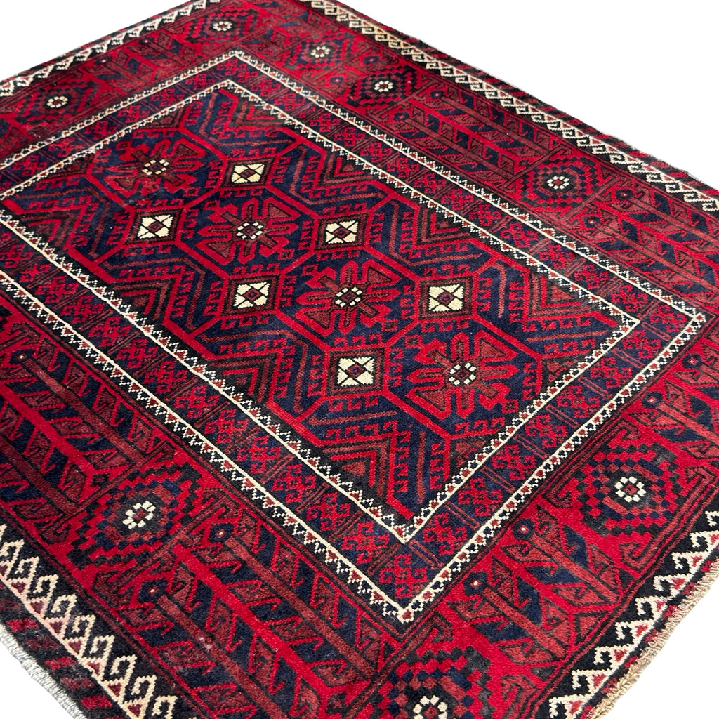 140 x 120 cm Hand-Knotted Persian Baluch Wool Rug