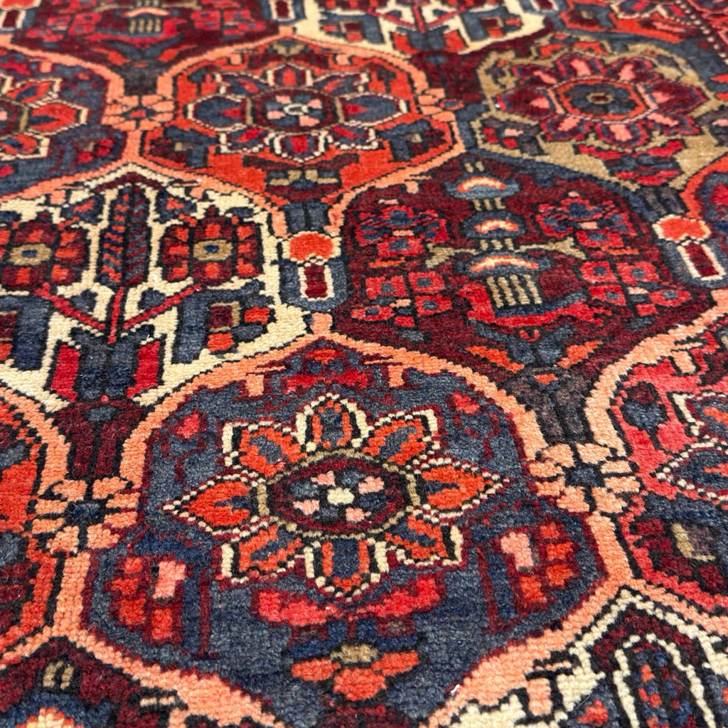 200 x 153 cm Hand-Knotted Antique Persian Bakhtiari Rug