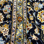 412 x 314 cm Hand-Knotted Persian Kashan Medallion Rug