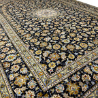 412 x 314 cm Hand-Knotted Persian Kashan Medallion Rug