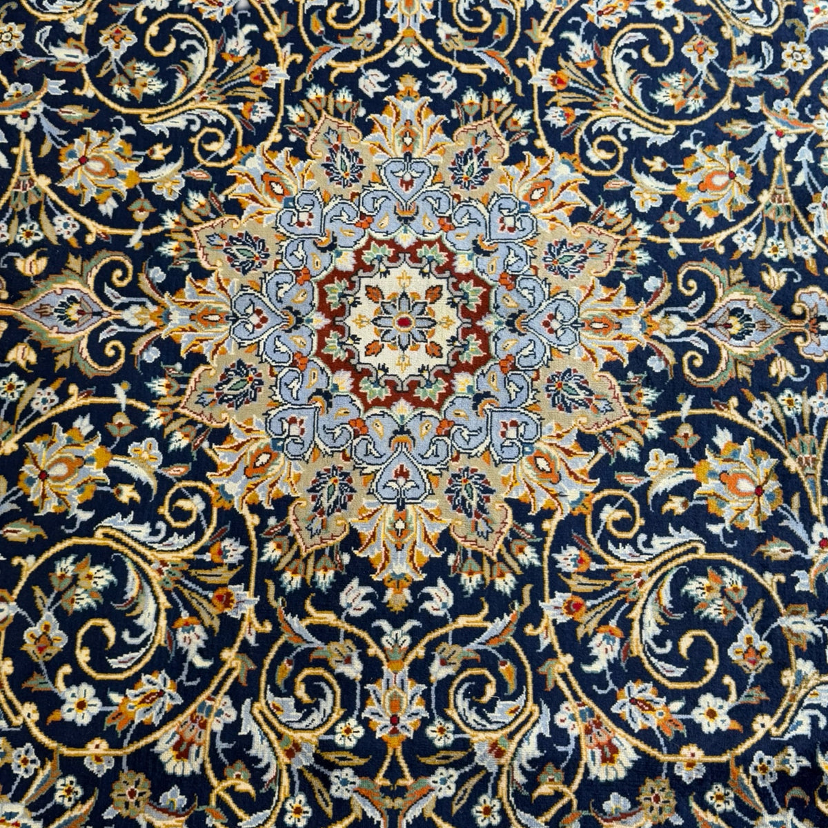 343 x 230 cm Persian Handmade Mashad Rug – Classic Medallion Design
