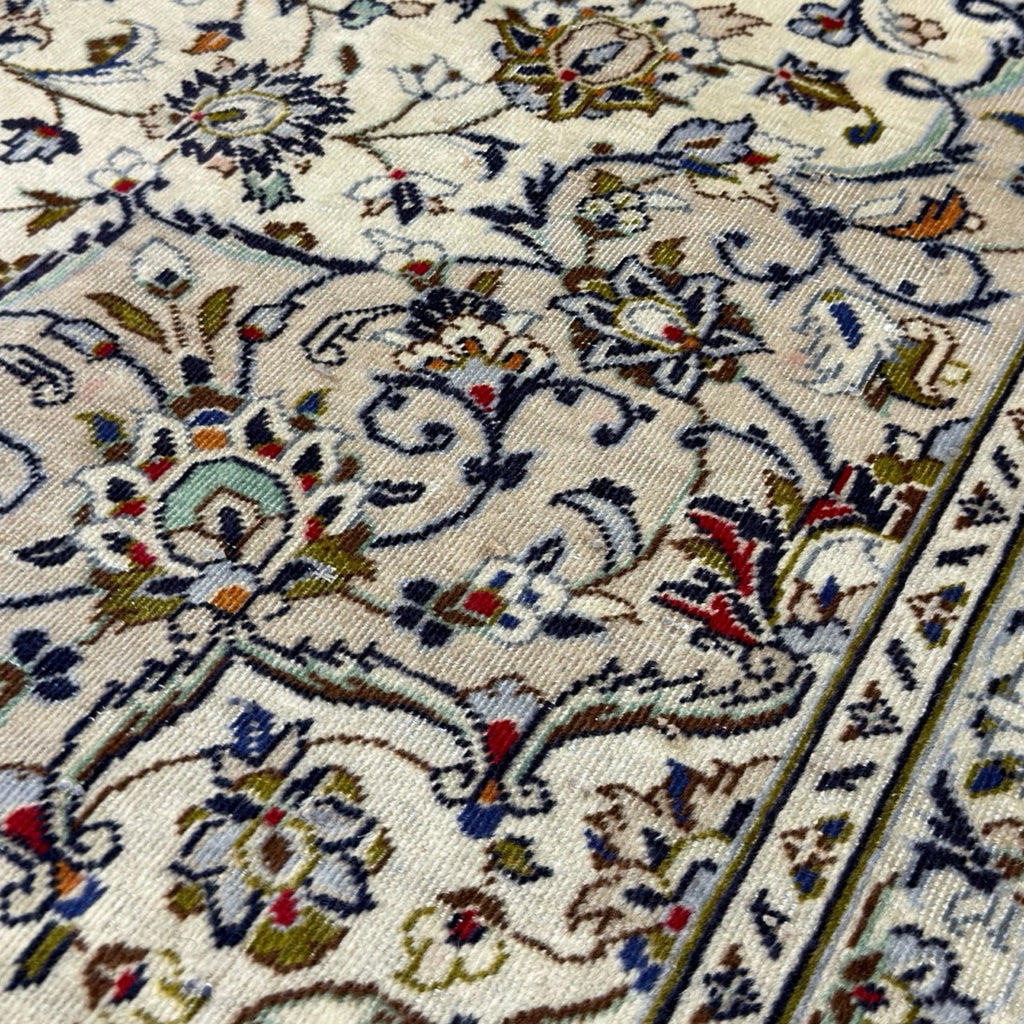 342 x 244 cm Hand-Knotted Persian Vintage Kashan Wool Rug – Ivory & Beige