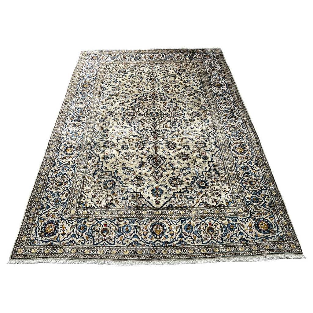 290 x 196 cm Hand-Knotted Floral Persian Kashan Cream Rug