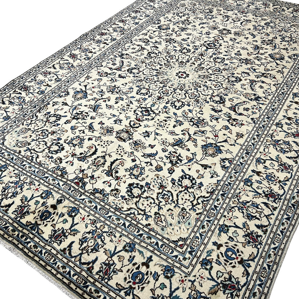 301 x 197 cm Hand-Knotted Floral Persian Kashan Cream Wool Rug