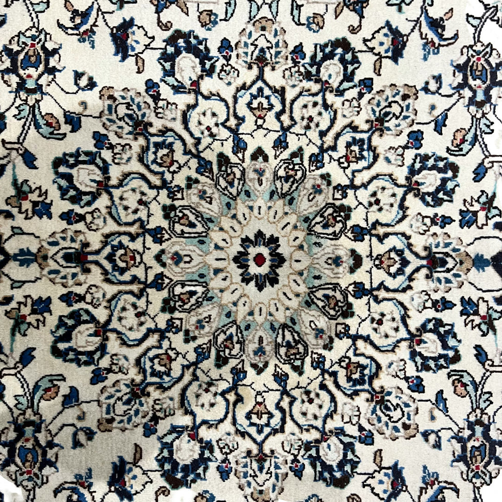 301 x 197 cm Hand-Knotted Floral Persian Kashan Cream Wool Rug