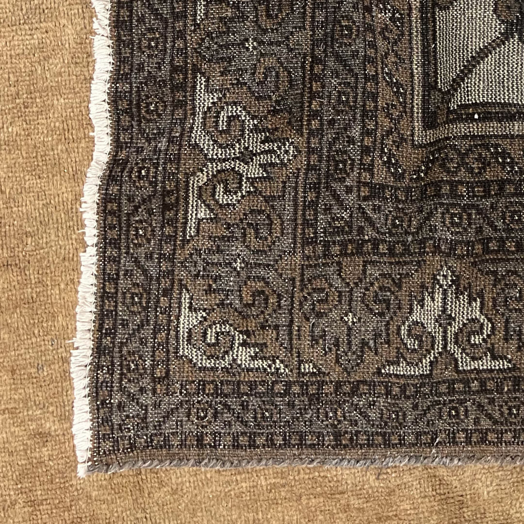275cm x 195cm Hand-Knotted Camel Wool Tribal Vintage Rug