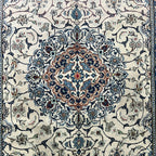 224 x 139 cm Hand-Knotted Persian Isfahan Floral Rug