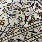 294 x 190 cm Hand-Knotted Floral Persian Kashan Cream Rug