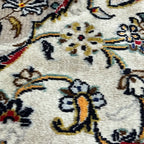 305 x 195 cm Hand-Knotted Floral Persian Kashan Cream Rug