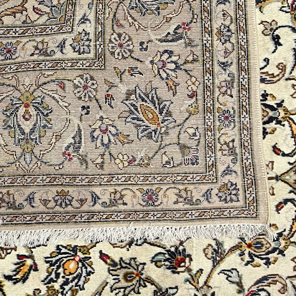 305 x 195 cm Hand-Knotted Floral Persian Kashan Cream Rug