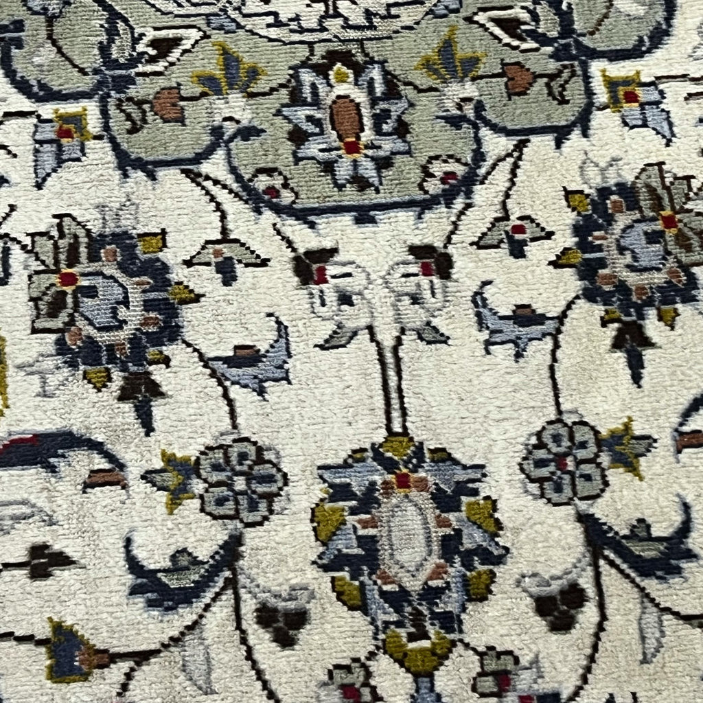 300 x 198 cm Hand-Knotted Persian Floral Kashan Cream Rug