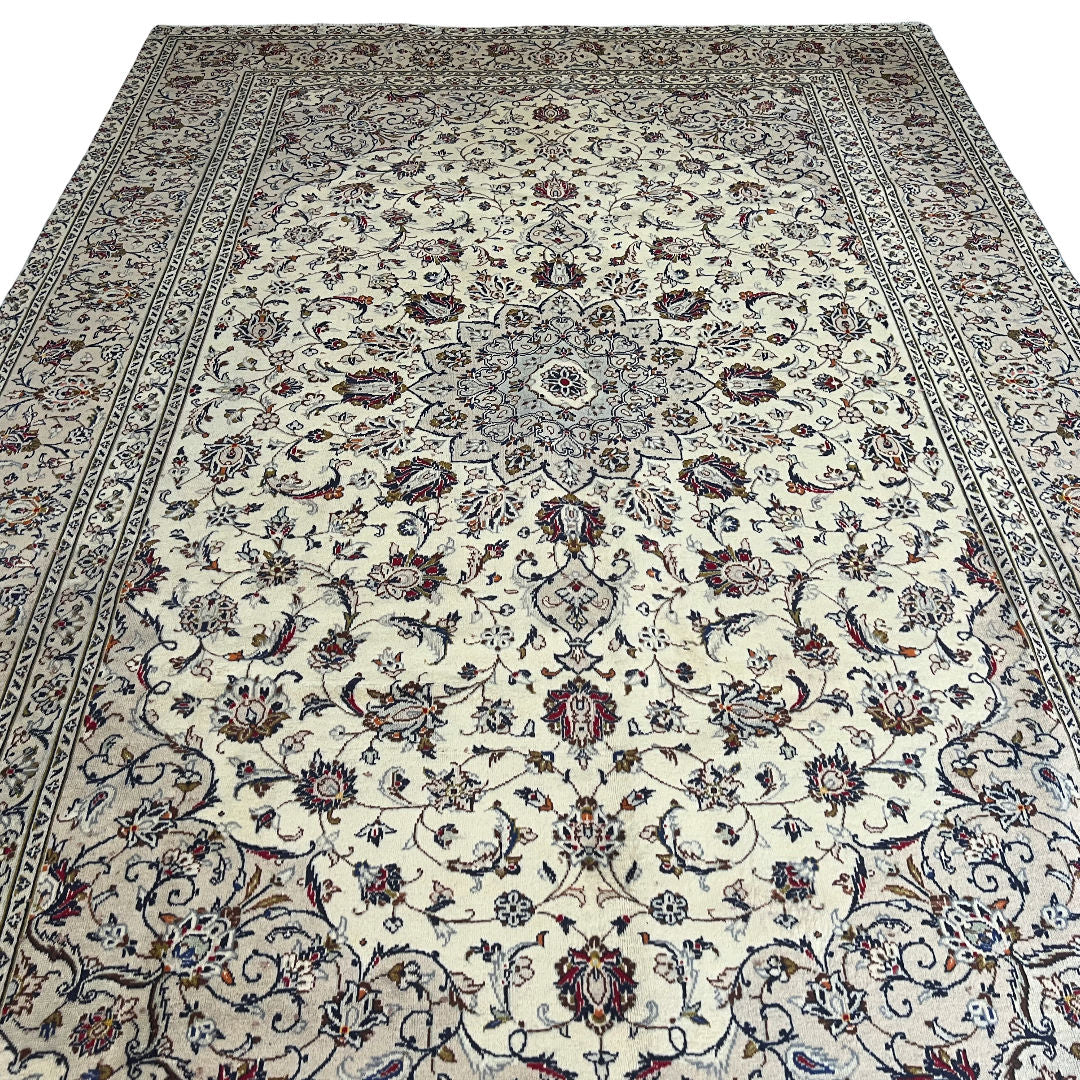 345 x 230 cm Hand-Knotted Persian Kashan Rug, Cream