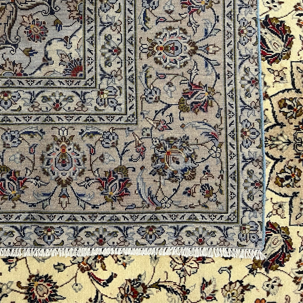 345 x 230 cm Hand-Knotted Persian Kashan Rug, Cream
