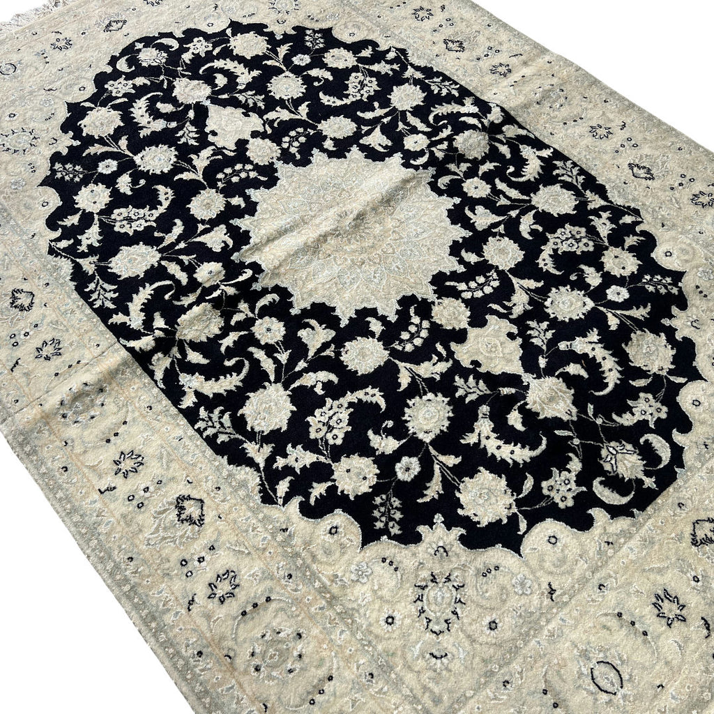 200 x 150 cm Hand-Knotted Persian Nain Nohla Wool & Silk Rug