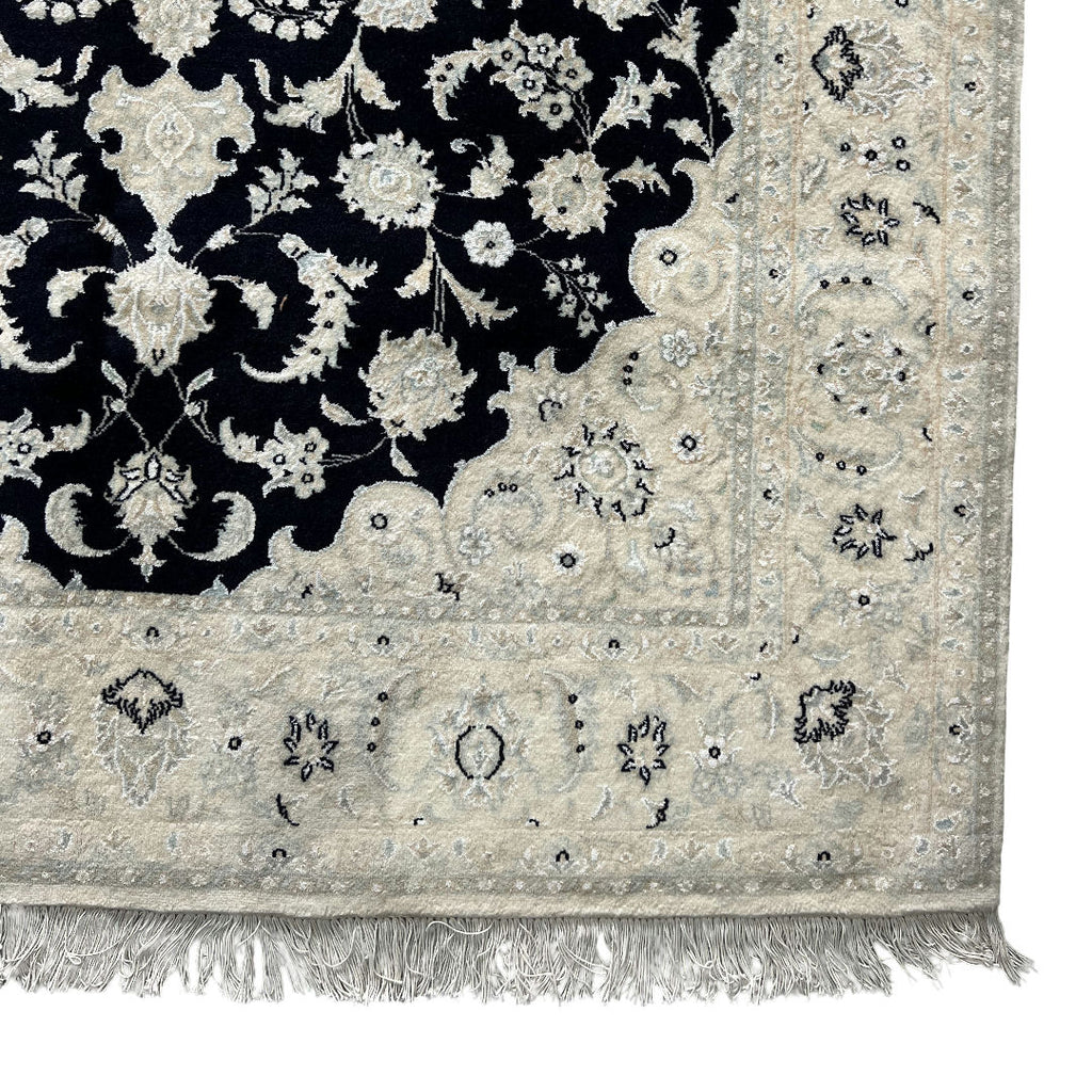 200 x 150 cm Hand-Knotted Persian Nain Nohla Wool & Silk Rug