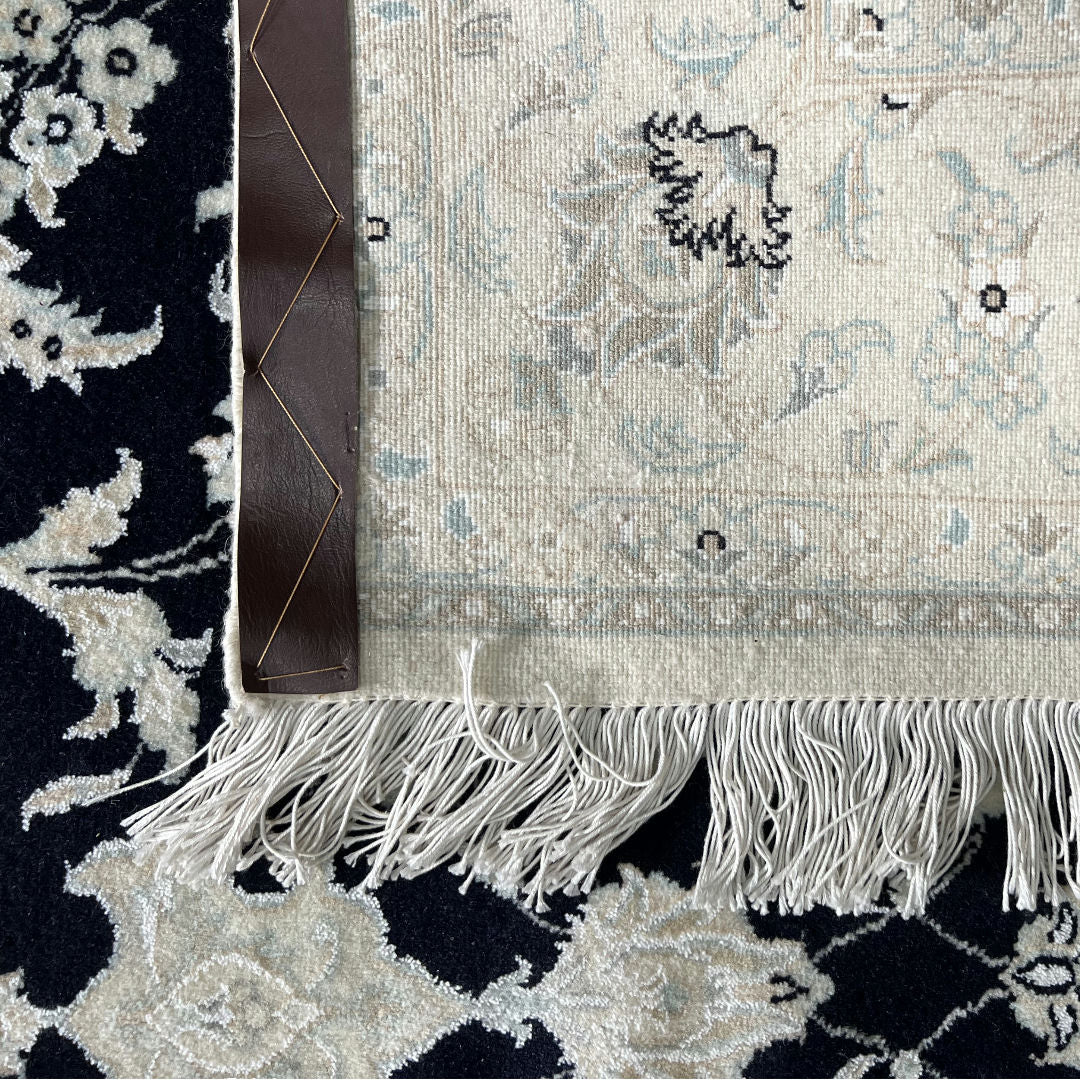 200 x 150 cm Hand-Knotted Persian Nain Nohla Wool & Silk Rug