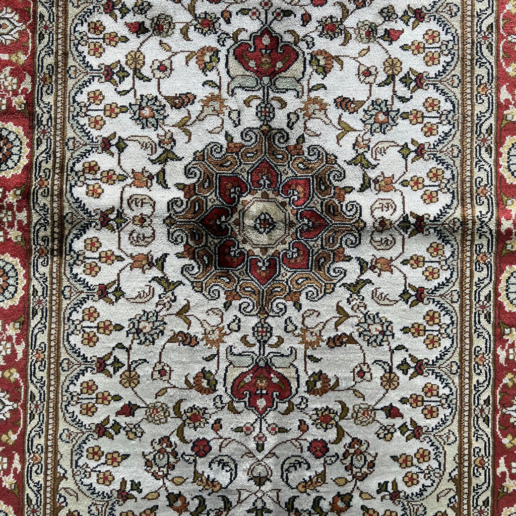 120 x 80 cm Hand-Woven Indian Silk Jaipur Oriental Rug