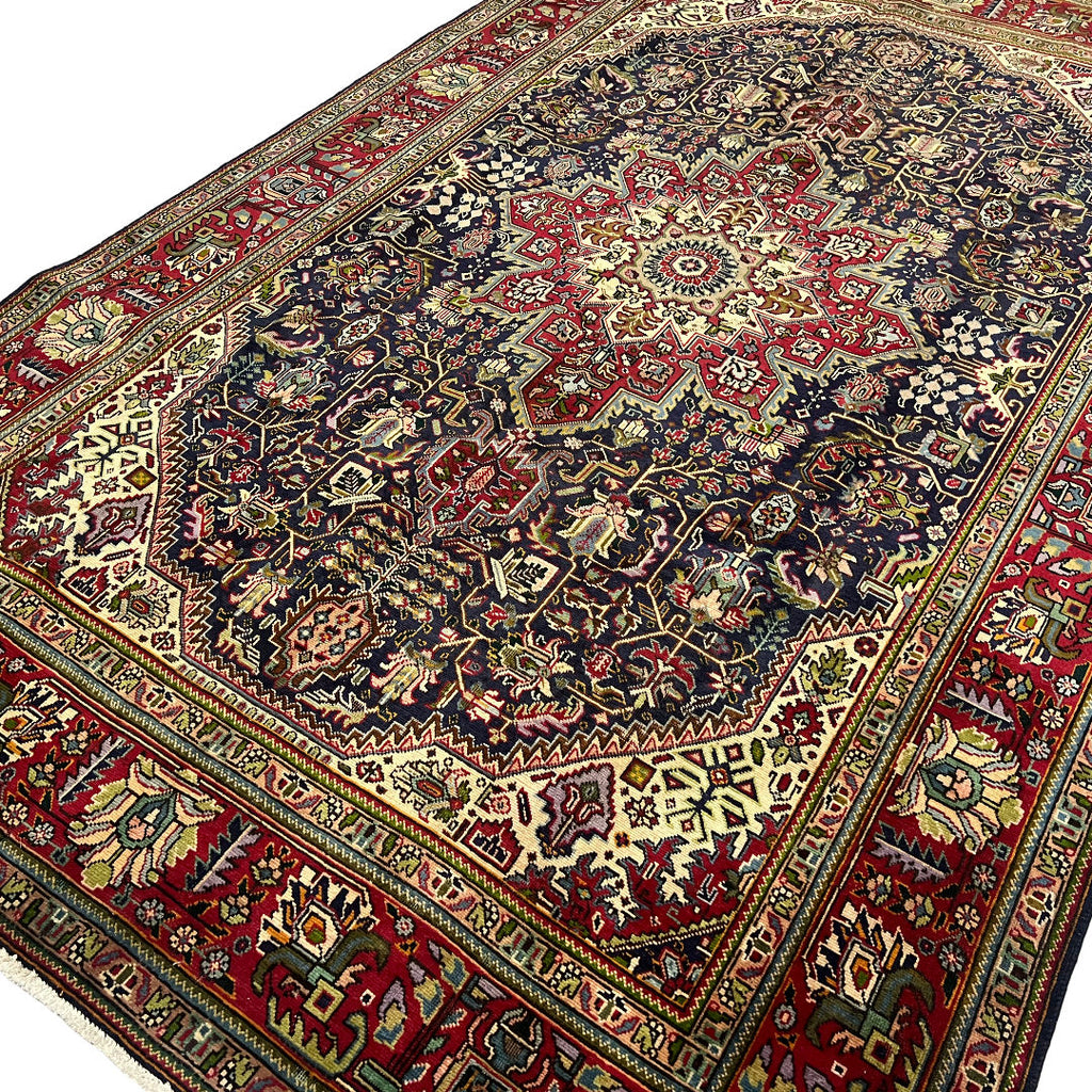 336 x 218 cm Hand-Knotted Persian Kashan Wool Rug