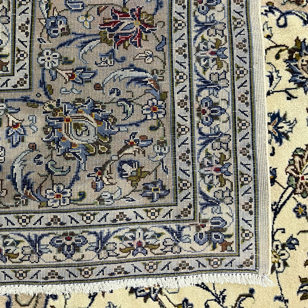 388 x 300 cm Hand-Knotted Persian Kashan Rug