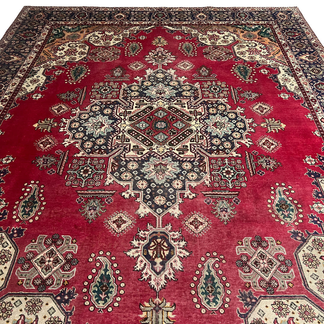 405 x 305 cm Hand-Knotted Vintage Persian Kashan Rug