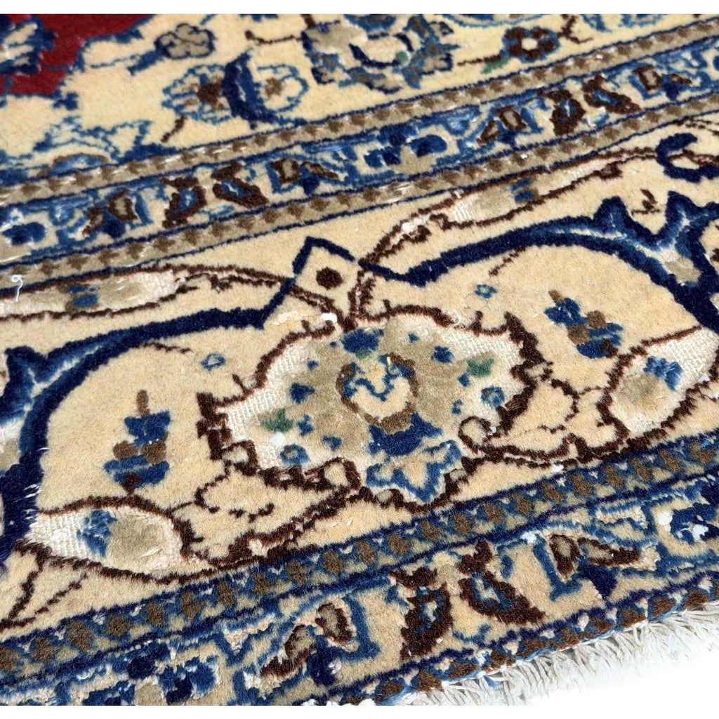 266 x 170 cm Persian Vintage Nain Red Medallion Rug