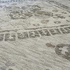 365 x 274 cm Machine Made Vintage Design Rug
