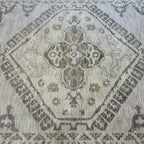 365 x 274 cm Machine Made Vintage Design Rug