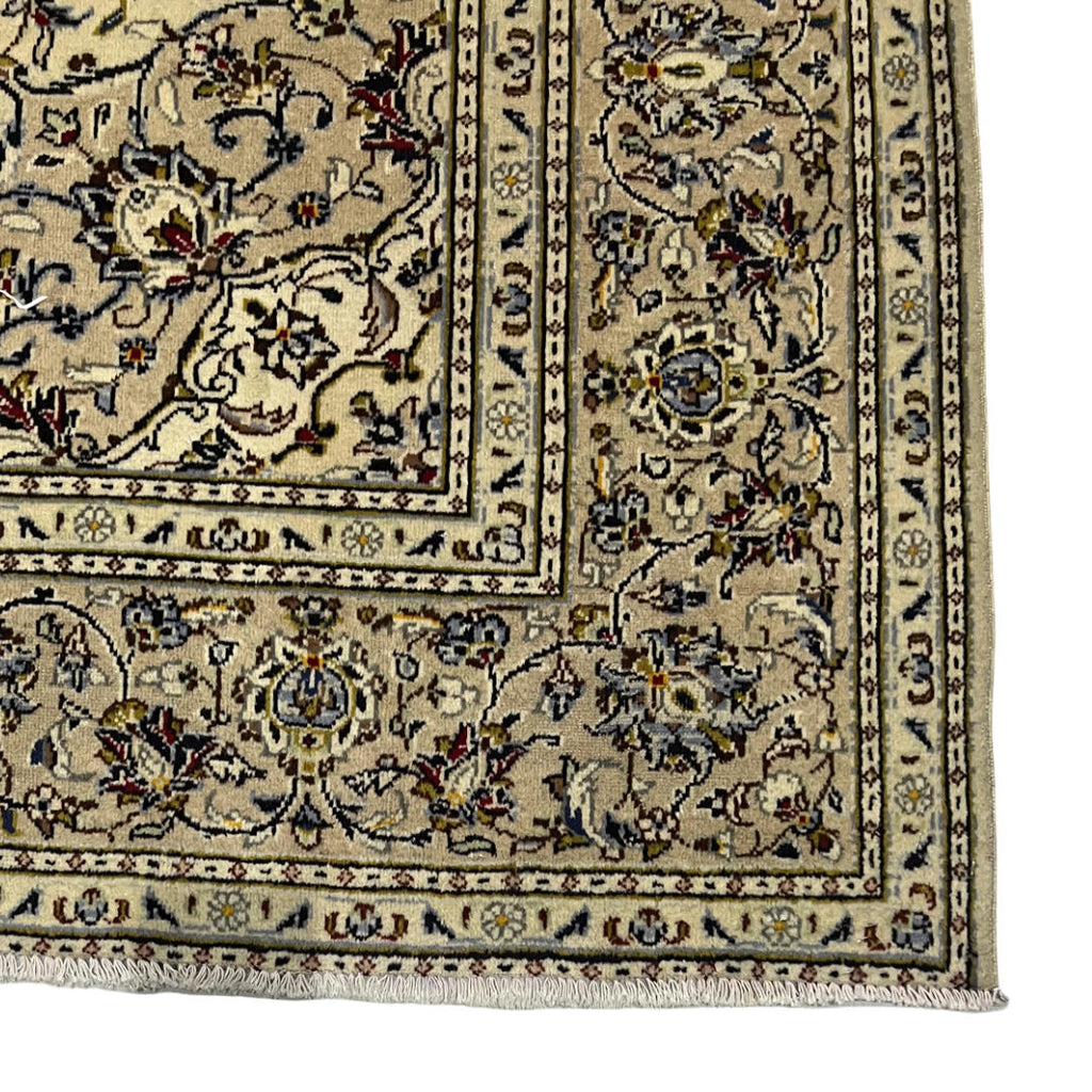295 x 194 cm Hand-Knotted Persian Kashan Cream Rug
