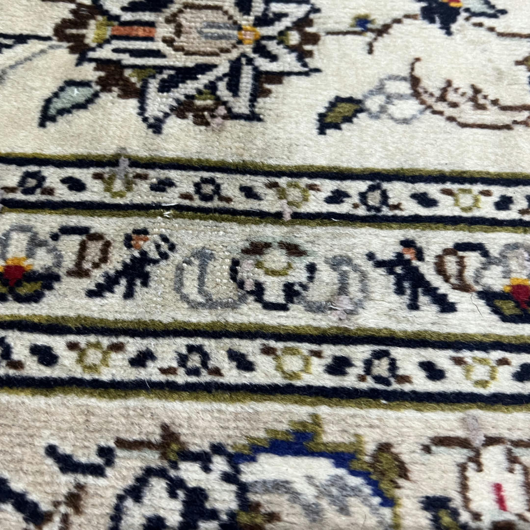 290 x 193 cm Hand-Knotted Persian Floral Kashan Cream Rug