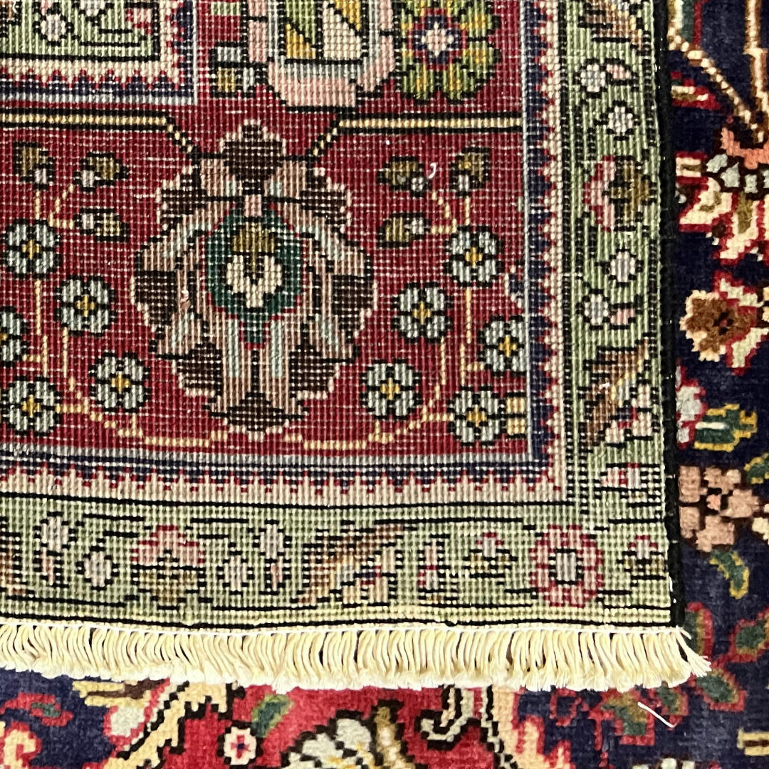 295 x 200 cm Hand-Knotted Persian Kashan Floral Rug