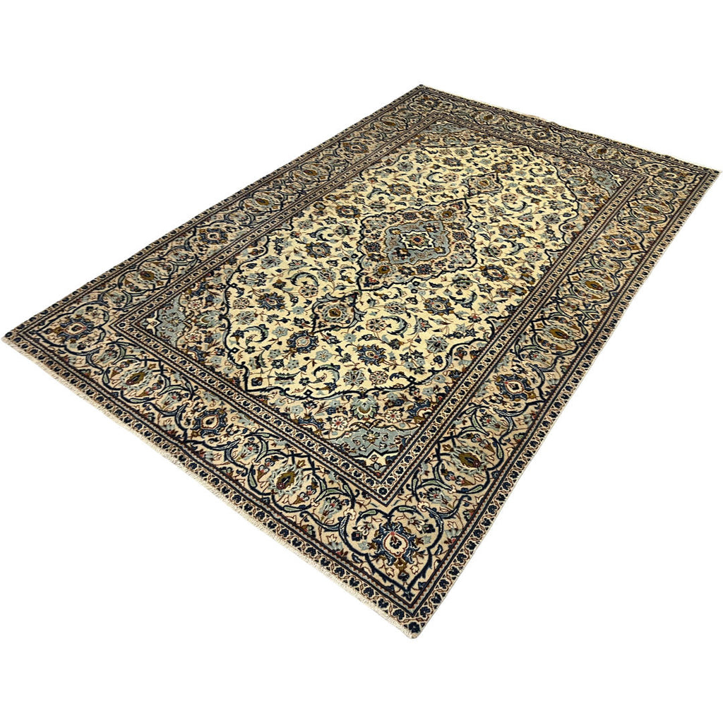 295 x 193 cm Hand-Knotted Persian Nain Ivory Wool Rug